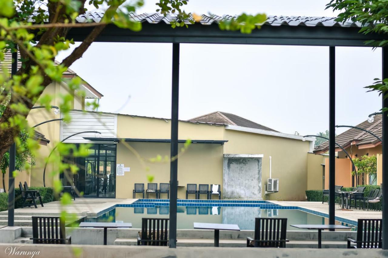 Green Adamas Resort Chumphon Exterior foto